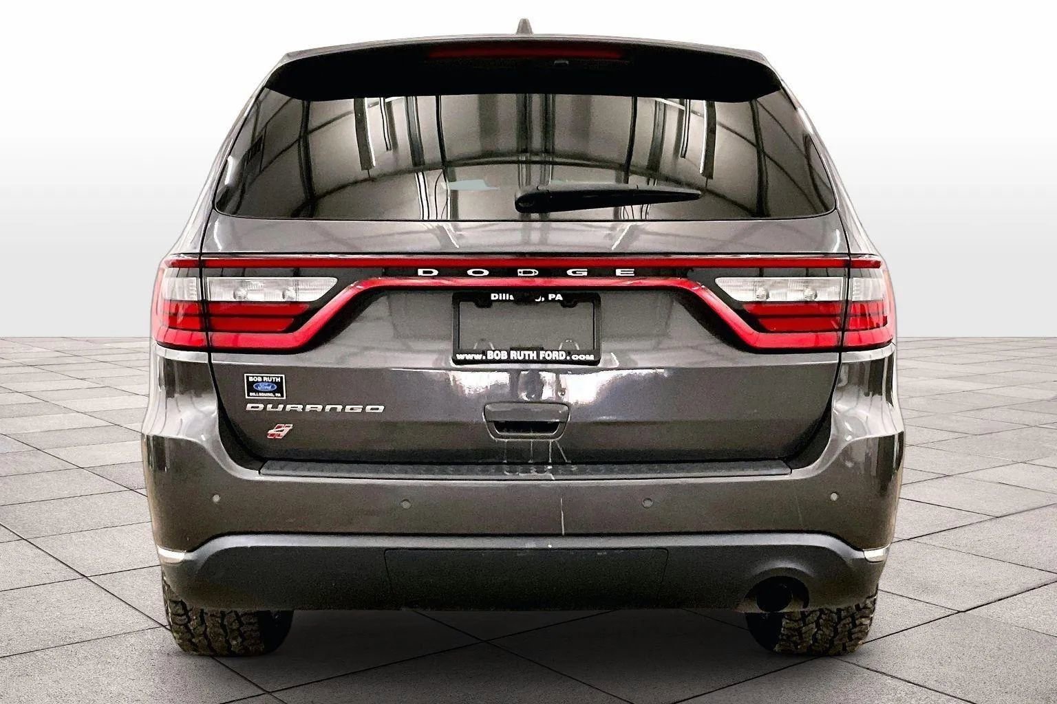 Used 2021 Dodge Durango SXT image 4