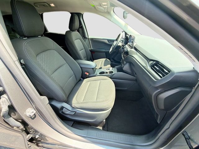 Certified 2025 Ford Escape Active AWD/4WD image 34