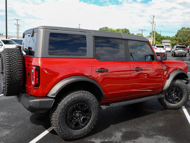 Certified 2024 Ford Bronco Wildtrak AWD/4WD image 9