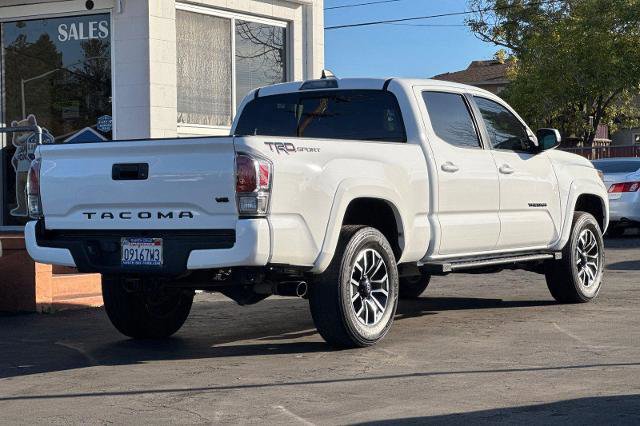 Used 2022 Toyota Tacoma TRD Sport image 5