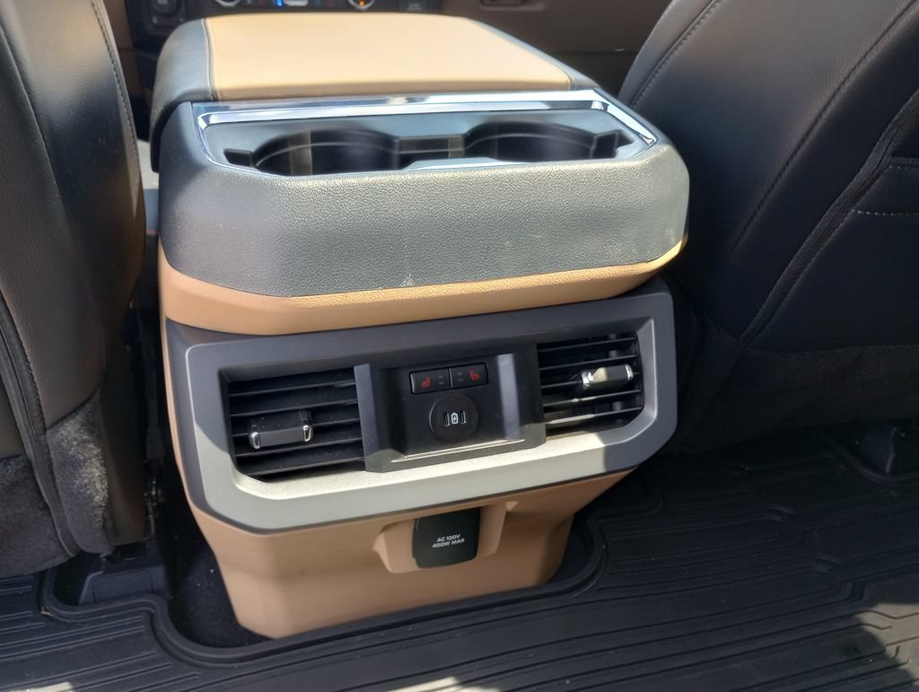Certified 2025 Ford F250 Lariat w/ Lariat Ultimate Package AWD/4WD image 16