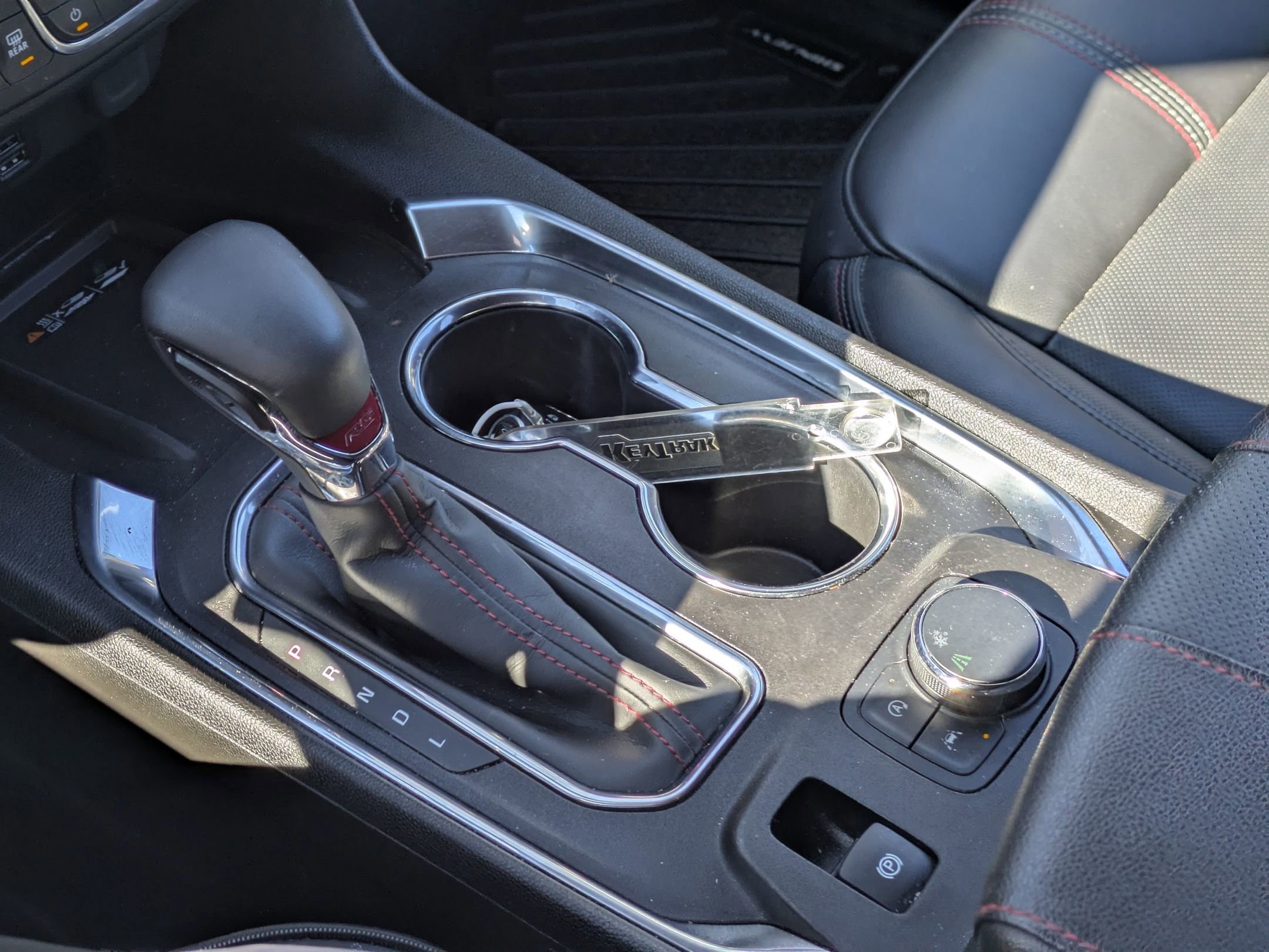 Used 2023 Chevrolet Traverse RS image 24