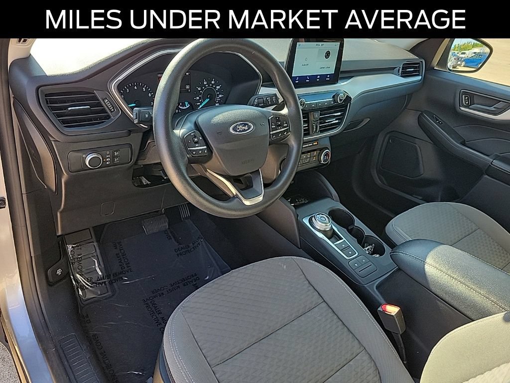 Certified 2022 Ford Escape SE FWD image 18