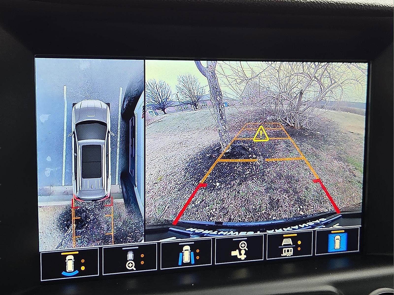 Used 2024 GMC Terrain AT4 w/ Tech Package image 16