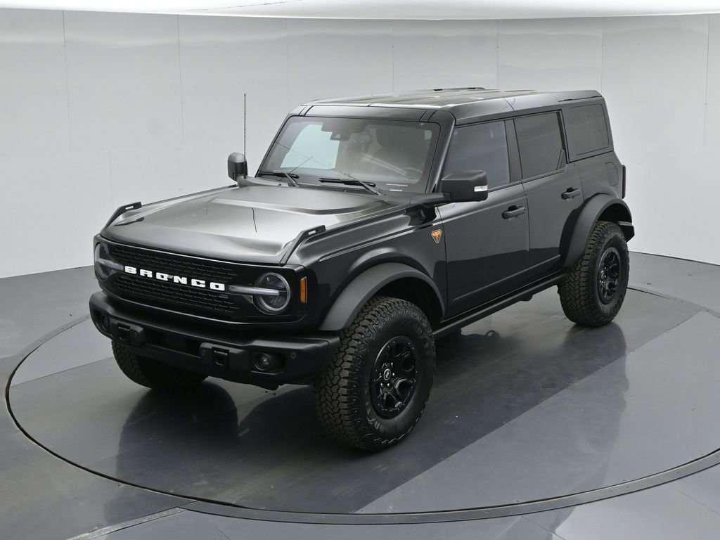 Certified 2025 Ford Bronco Badlands AWD/4WD image 38