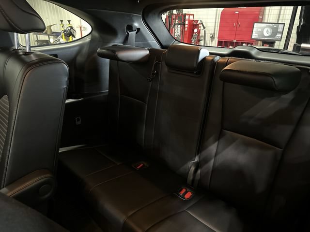 Used 2023 Toyota Highlander XSE FWD image 31