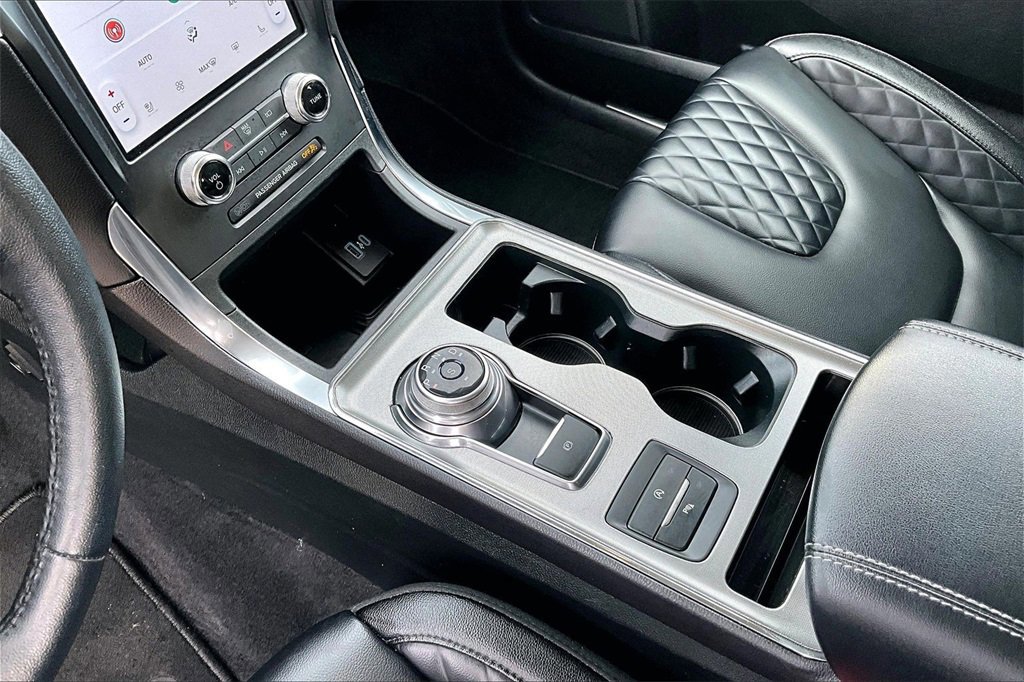 Certified 2024 Ford Edge Titanium image 15