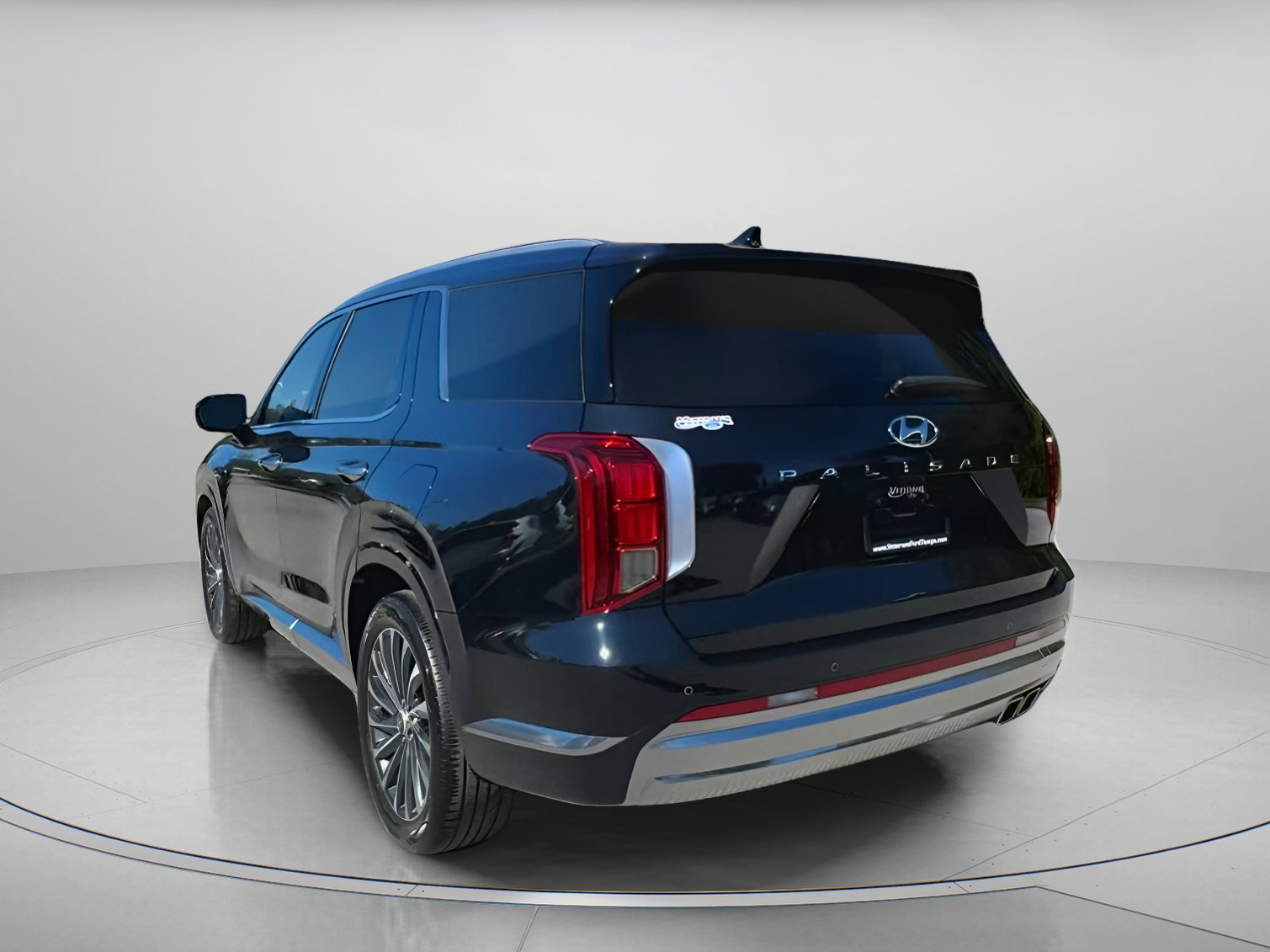 Used 2024 Hyundai Palisade Calligraphy image 14