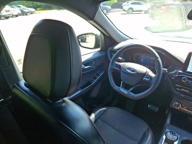 Certified 2024 Ford Escape ST-Line AWD/4WD image 15