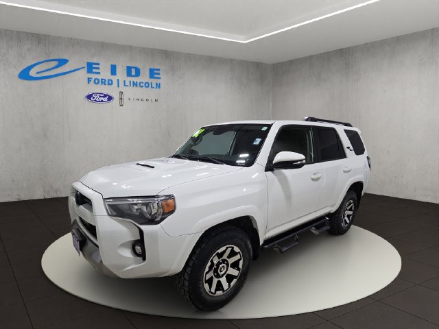 Used 2022 Toyota 4Runner TRD Off-Road Premium AWD/4WD image 5