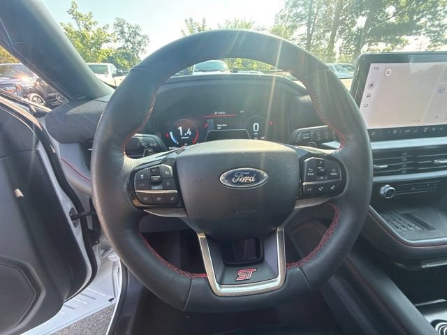 Certified 2025 Ford Explorer ST AWD/4WD image 16