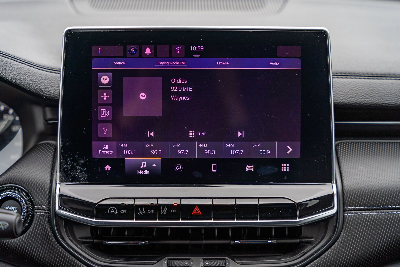 Used 2023 Jeep Compass Altitude image 33