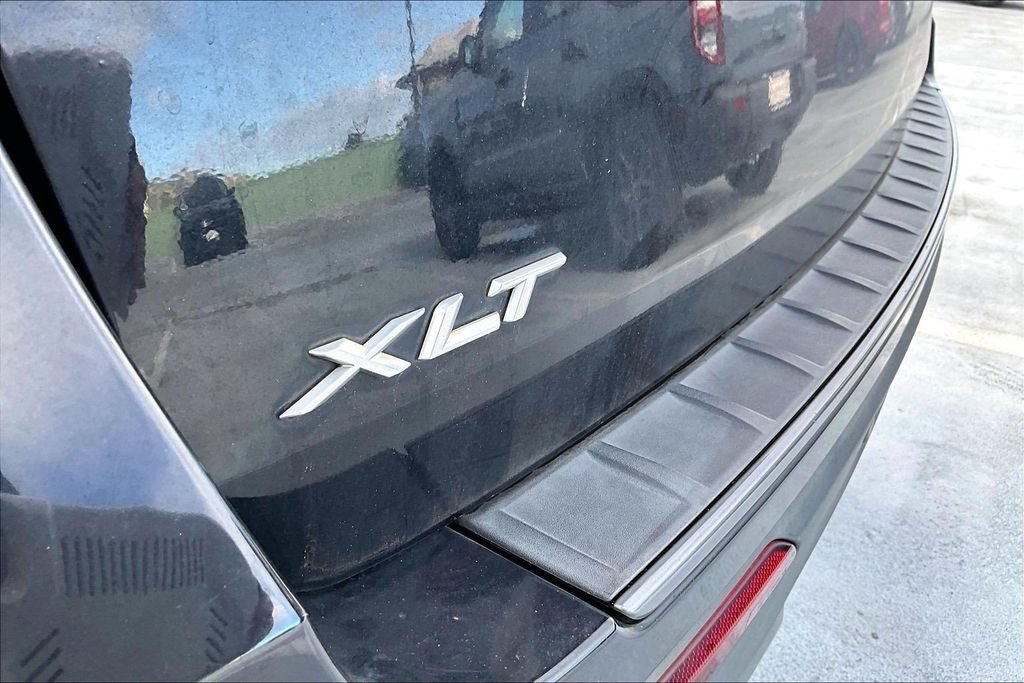 Certified 2021 Ford Explorer XLT w/ Equipment Group 202A RWD image 34