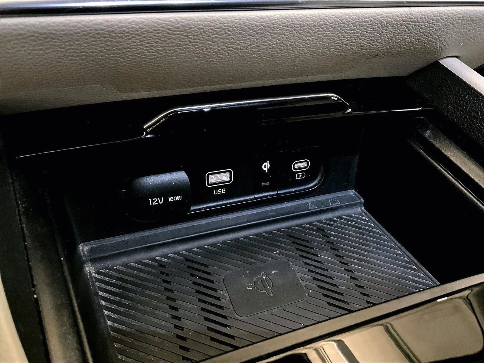 Used 2023 Kia Sportage EX w/ EX Premium Package image 31