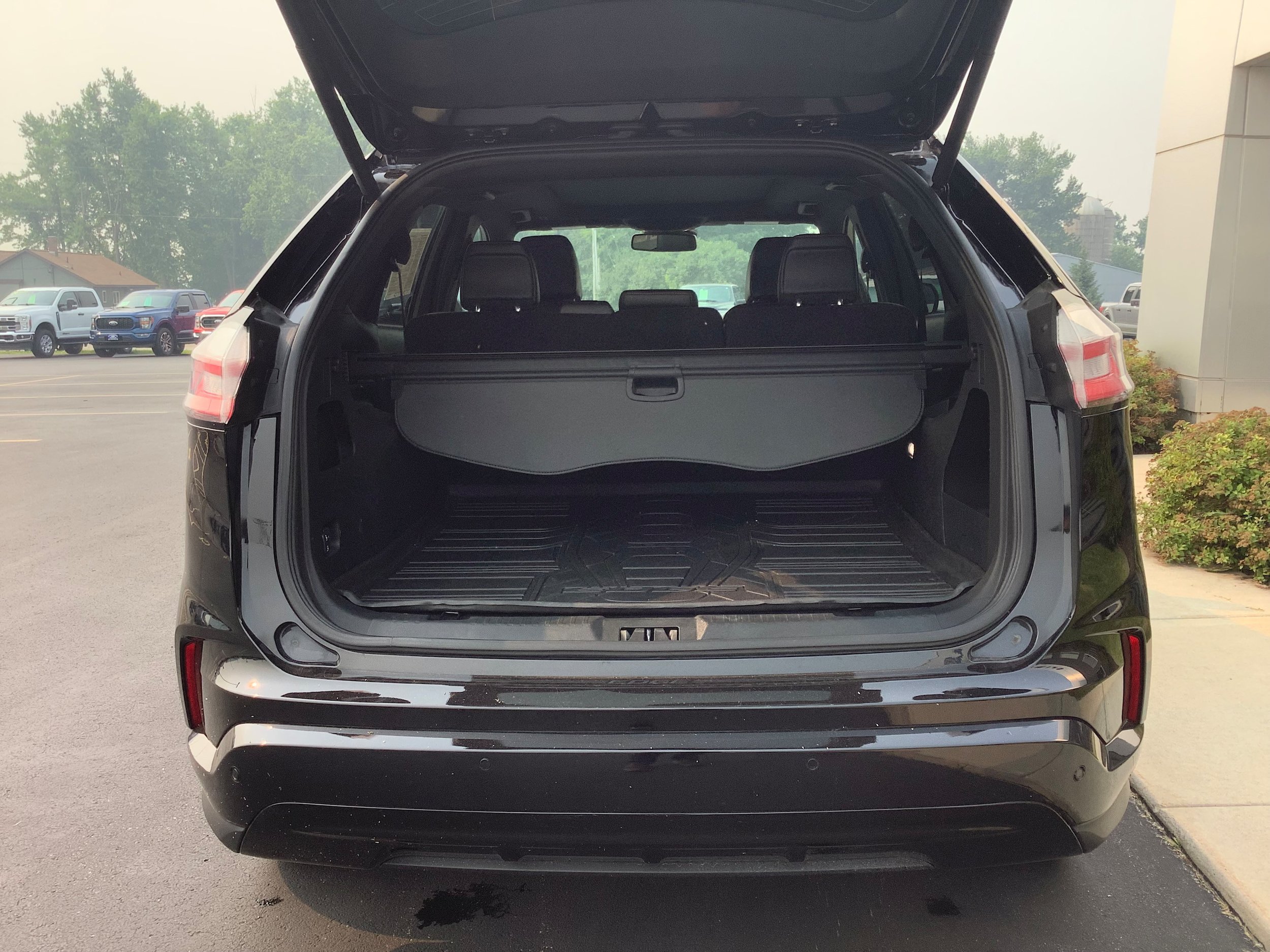 Certified 2024 Ford Edge ST-Line w/ Cargo Accessory Package AWD/4WD image 6