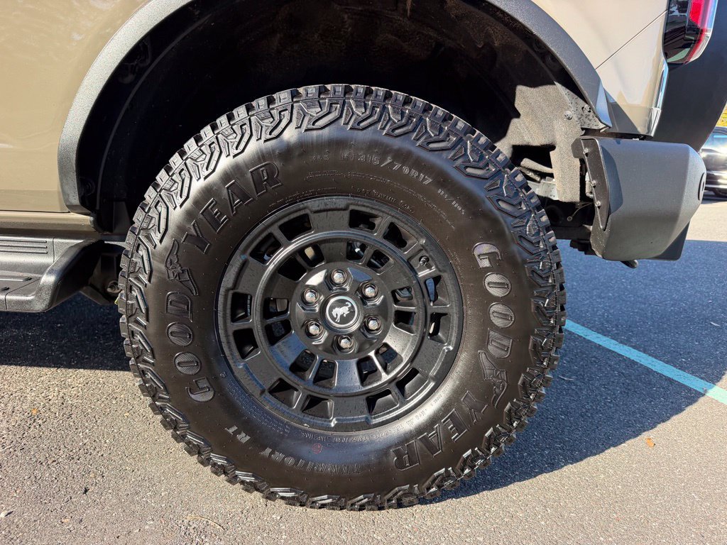 Certified 2025 Ford Bronco Outer Banks w/ Sasquatch Package AWD/4WD image 14