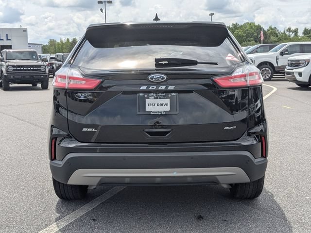Certified 2022 Ford Edge SEL AWD/4WD image 4