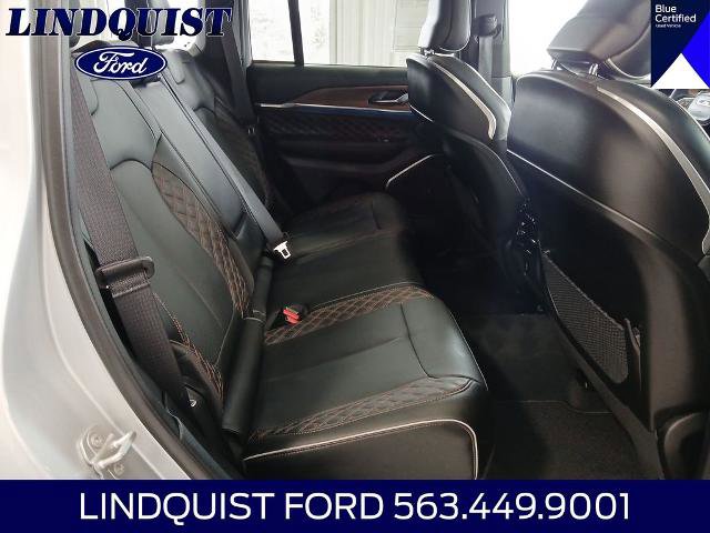 Used 2025 Jeep Grand Cherokee Summit AWD/4WD image 18