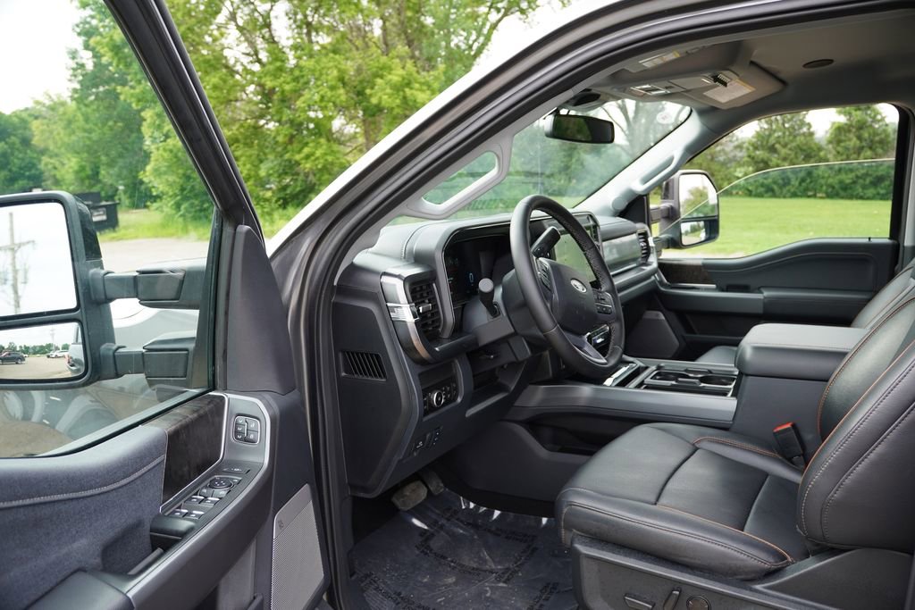 Certified 2026 Ford F350 Lariat w/ Tremor Off-Road Package AWD/4WD image 17