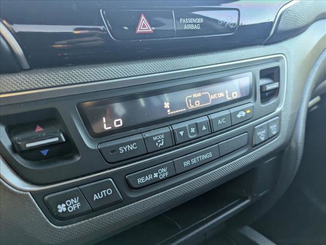 Used 2023 Honda Ridgeline Sport image 11