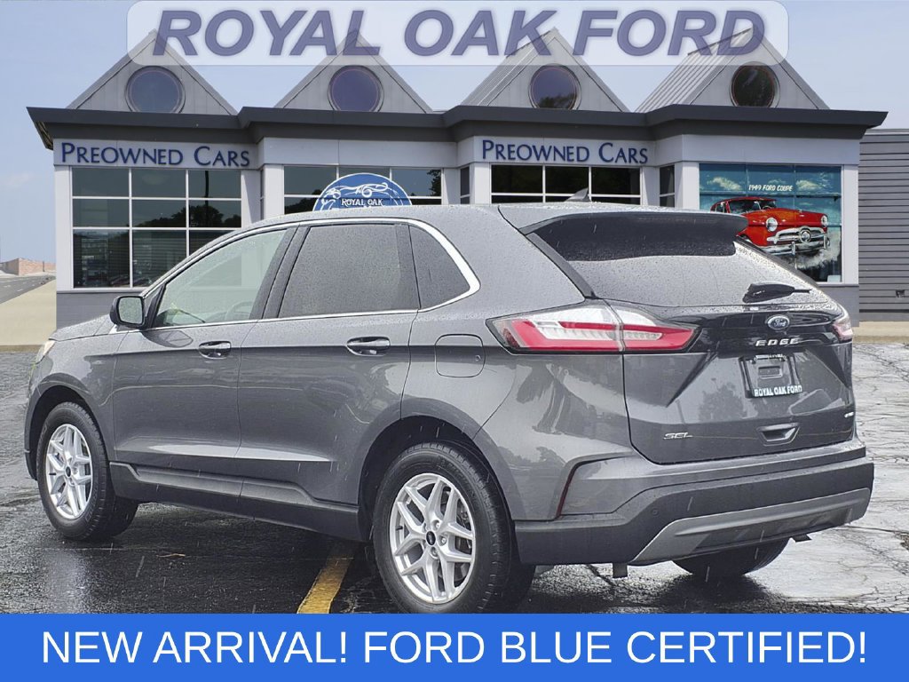 Certified 2024 Ford Edge SEL w/ Convenience Package AWD/4WD image 2