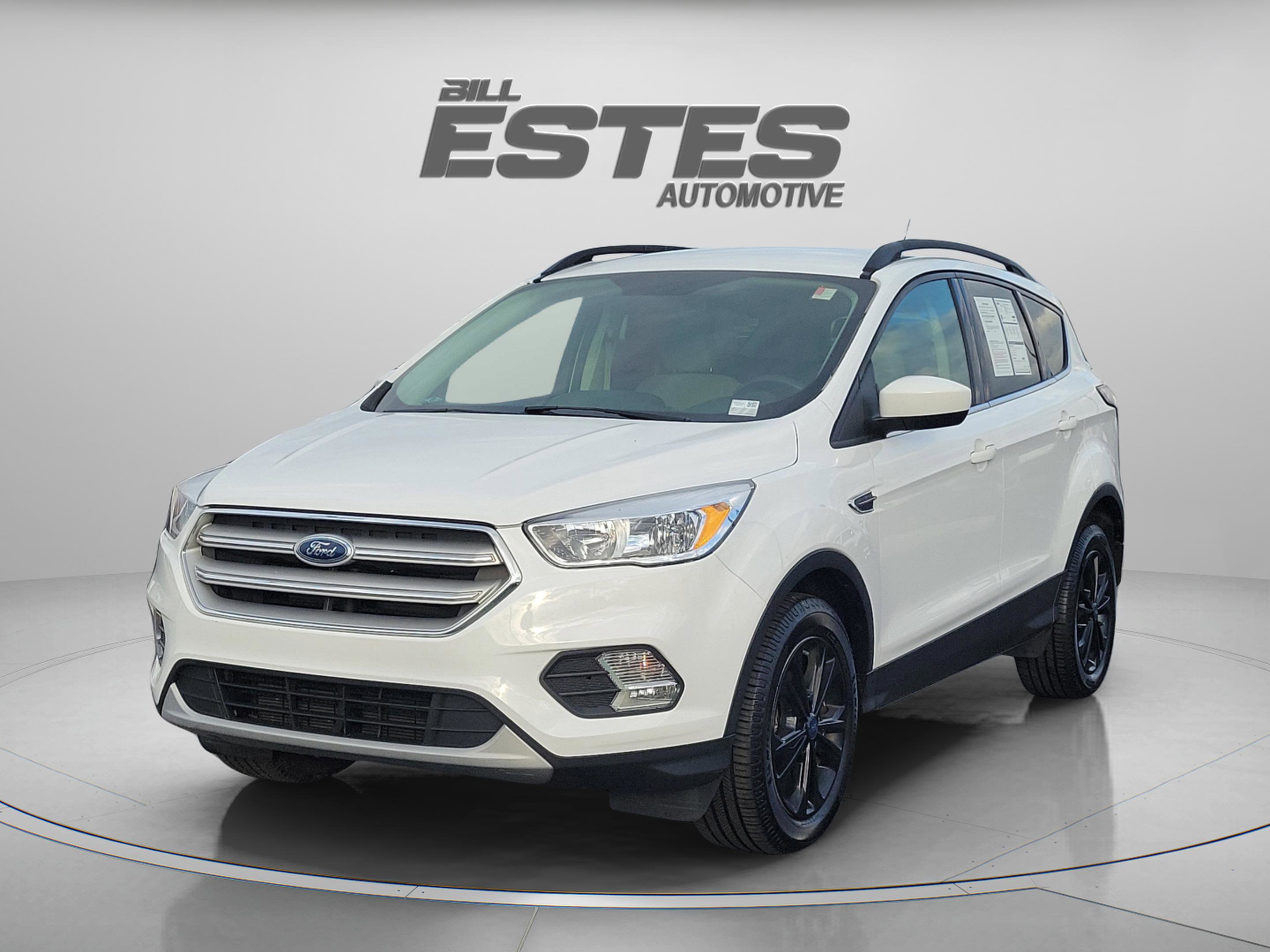 Certified 2018 Ford Escape SE w/ SE Sync 3 Package