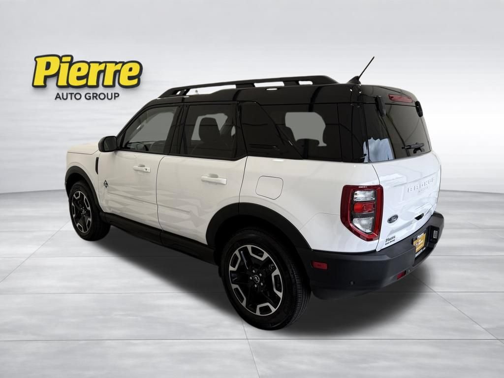 Certified 2024 Ford Bronco Sport Outer Banks w/ Tech Package AWD/4WD image 2