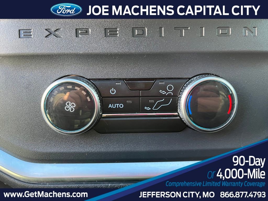 Certified 2025 Ford Expedition Active image 13