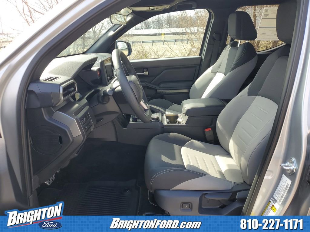 Used 2025 Toyota Tacoma TRD Sport image 8