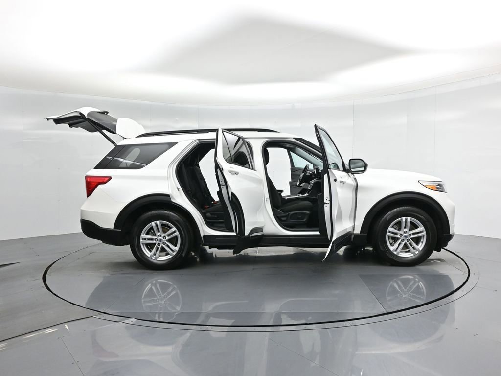 Certified 2023 Ford Explorer XLT image 34