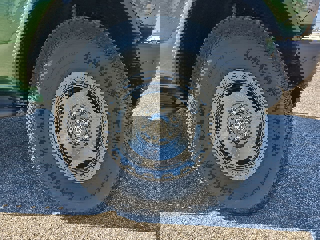 Certified 2025 Ford Bronco Badlands image 9