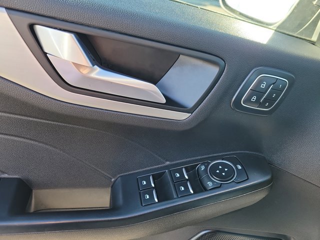Certified 2024 Ford Escape Platinum image 16