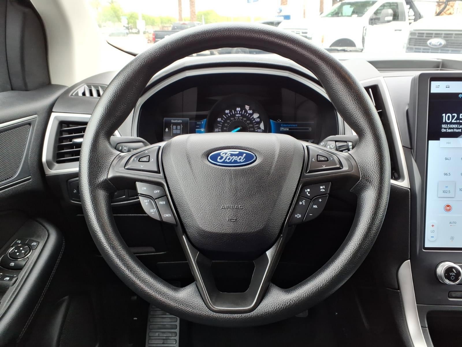Certified 2022 Ford Edge SE w/ Black Appearance Package image 19