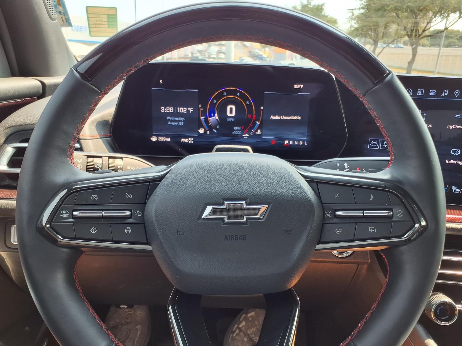 Used 2025 Chevrolet Traverse RS AWD/4WD image 25
