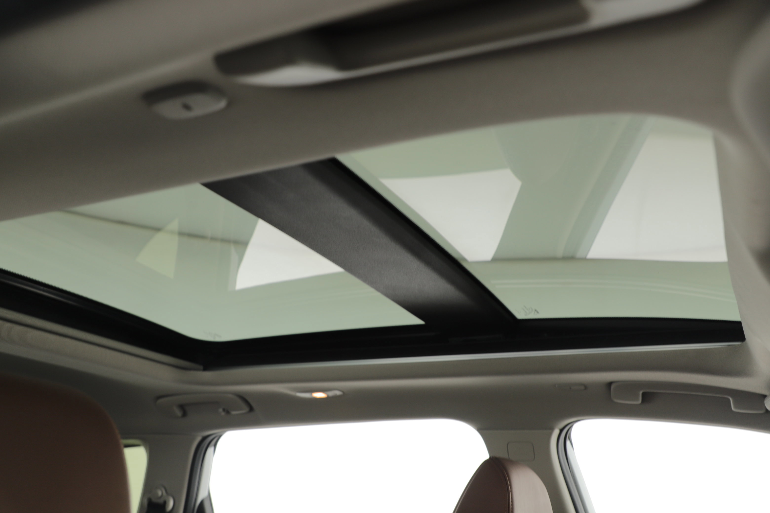 Used 2024 Nissan Rogue Platinum image 26