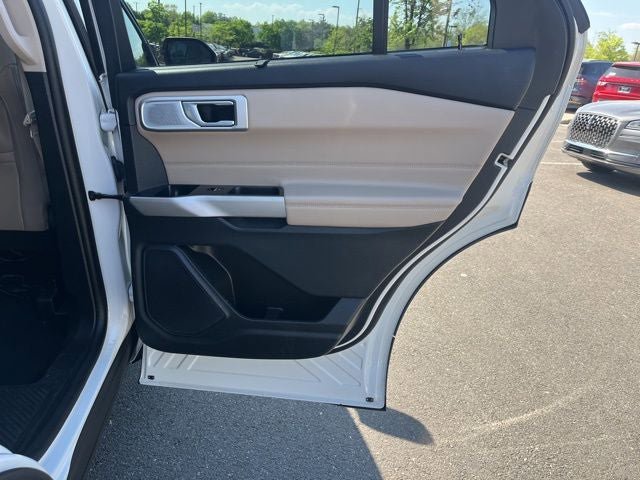 Certified 2023 Ford Explorer Limited w/ Limited Technology Package AWD/4WD image 21