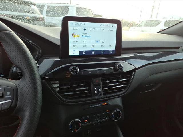 Certified 2025 Ford Escape ST-Line image 10