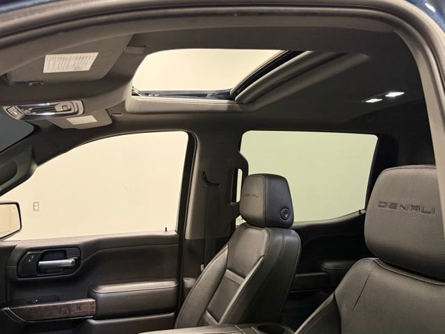 Used 2021 GMC Sierra 1500 Denali w/ Denali Premium Package AWD/4WD image 35