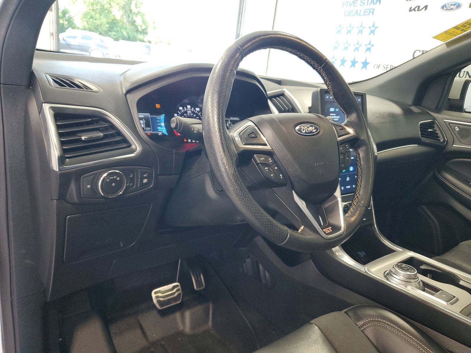Certified 2022 Ford Edge ST w/ Equipment Group 401A AWD/4WD image 17