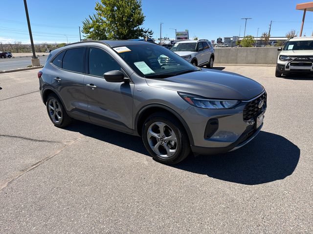 Certified 2025 Ford Escape ST-Line AWD/4WD image 7