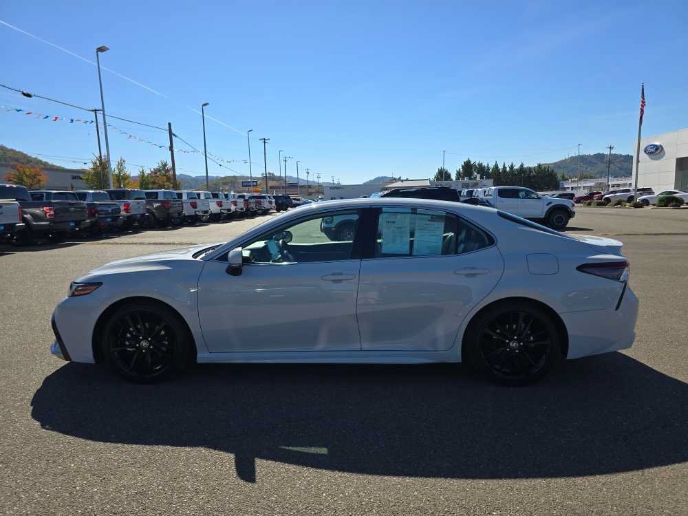Used 2023 Toyota Camry XSE w/ Navigation Package FWD image 2