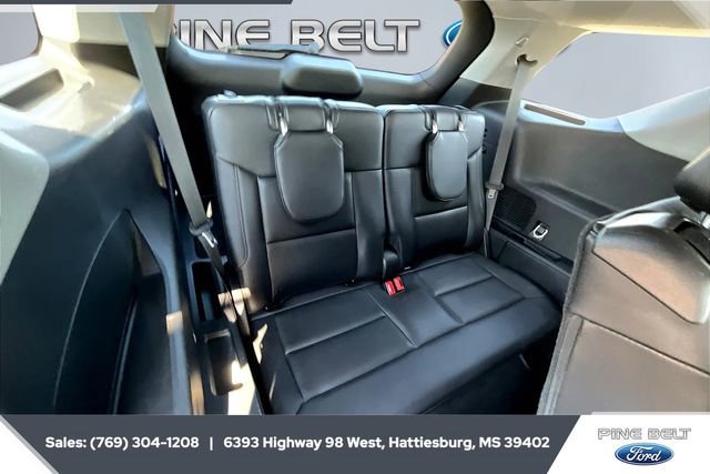 Certified 2024 Ford Explorer XLT w/ Equipment Group 202A image 21