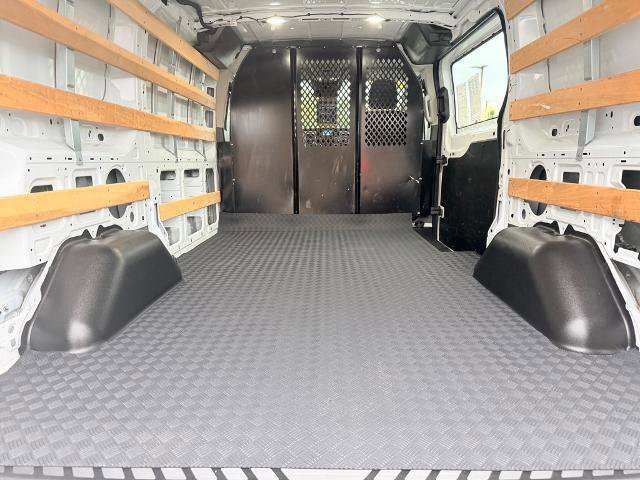 Certified 2024 Ford Transit 250 w/ Exterior Upgrade Package image 15