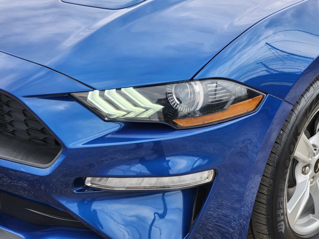 Certified 2022 Ford Mustang Coupe image 9