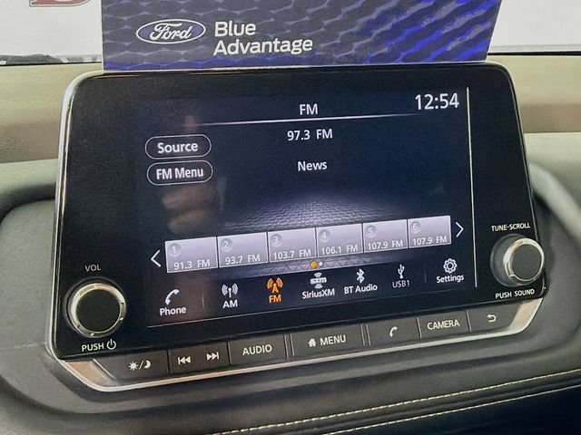 Used 2023 Nissan Rogue S AWD/4WD image 17