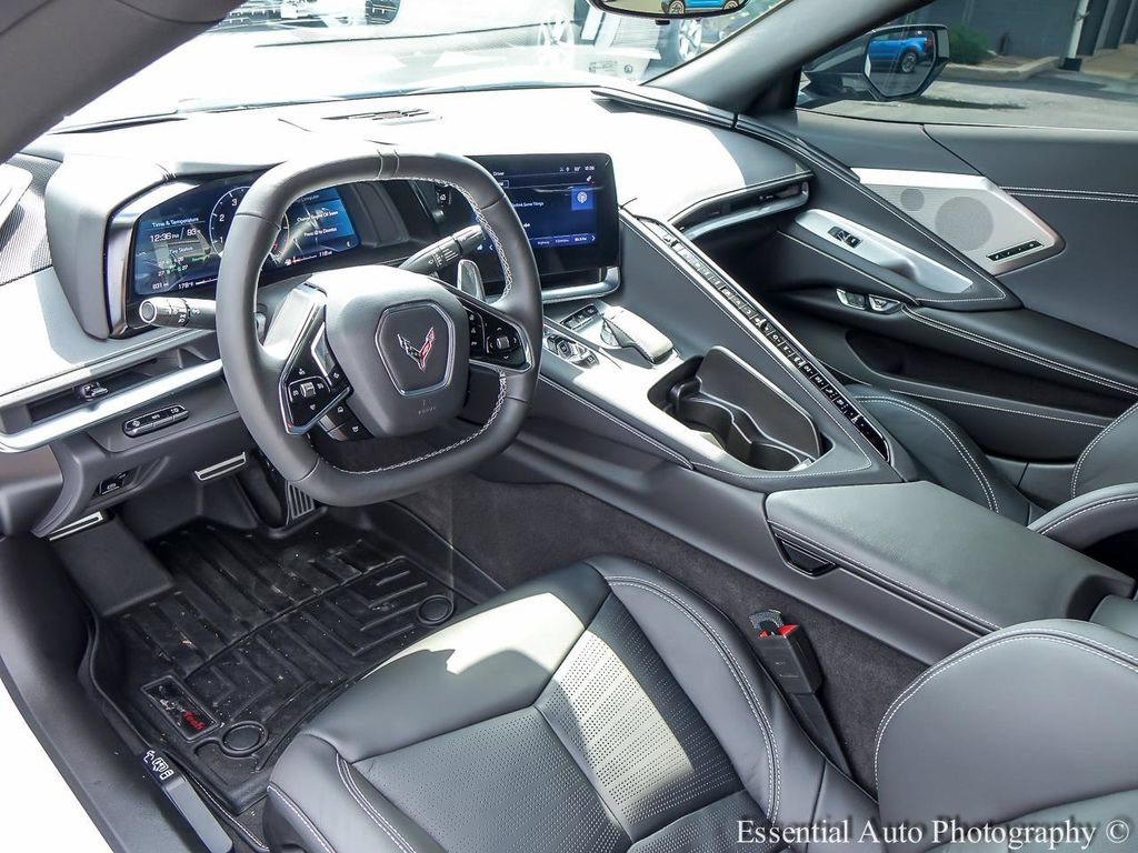 Used 2024 Chevrolet Corvette Stingray Preferred Cpe w/ Battery Protection Package RWD image 10
