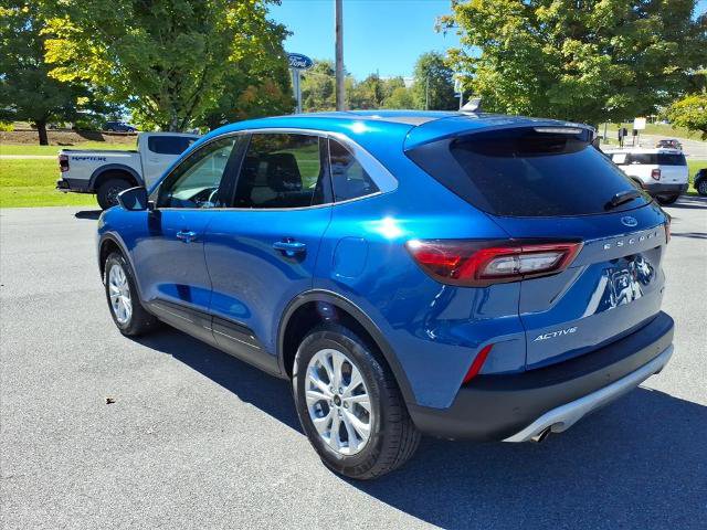 Certified 2023 Ford Escape Active w/ Tech Pack #2 AWD/4WD image 2