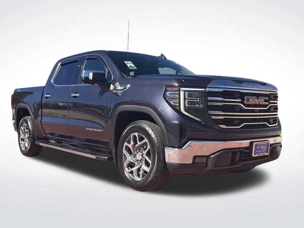 Used 2022 GMC Sierra 1500 SLT w/ SLT Premium Plus Package AWD/4WD image 1