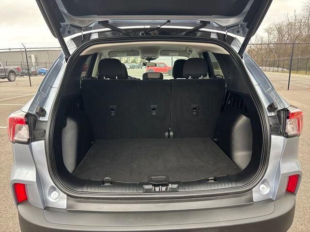 Certified 2022 Ford Escape SE w/ SE Sport Appearance Package image 12