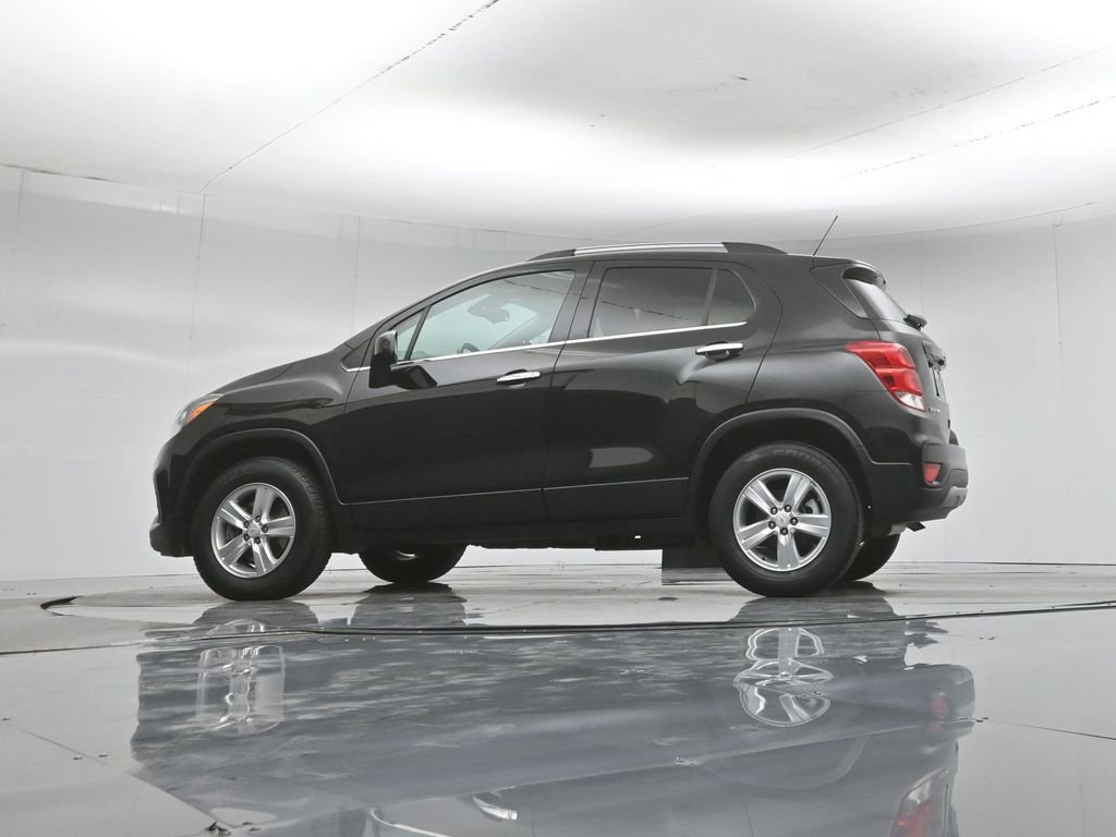 Used 2020 Chevrolet Trax LT w/ LT Convenience Package AWD/4WD image 55